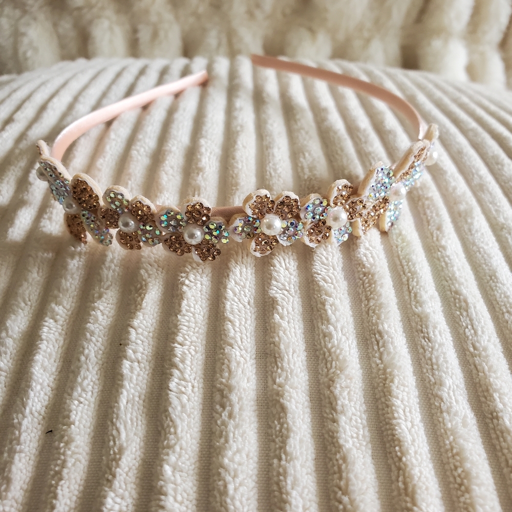 NWOT Flower Sparkle Rhinestone Little Girl's Headband - Pink